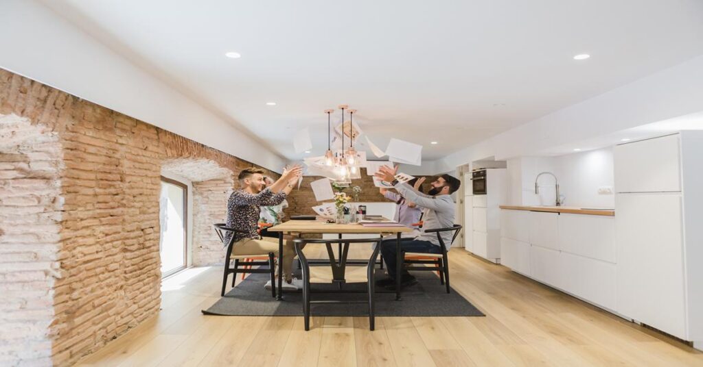 stolovi za ručavanje